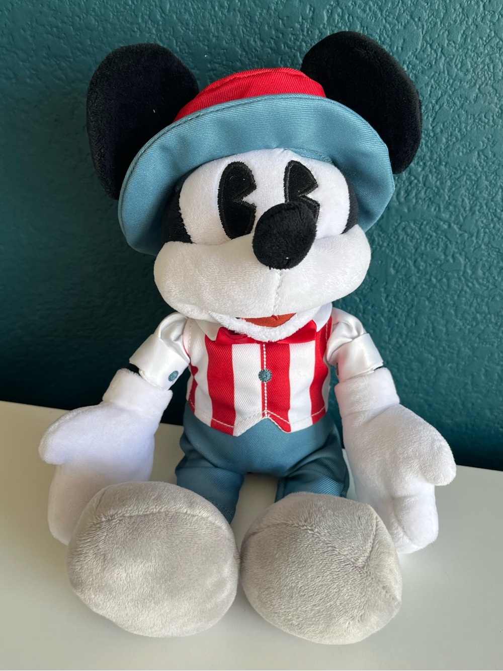 Walt Disney Parks Mickey Mouse Americana Plush Doll Small 11” USA Disneyland